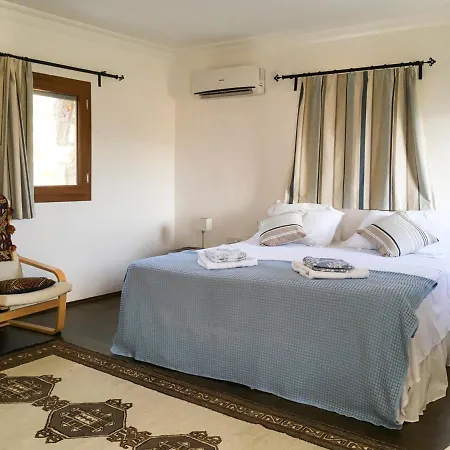 Kinali Sleeps 6 Pool Air Con Wifi 빌라 Keciler